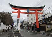 䍁{_В
