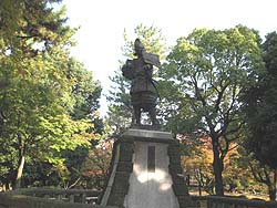 信長公銅像