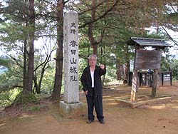 tR隬